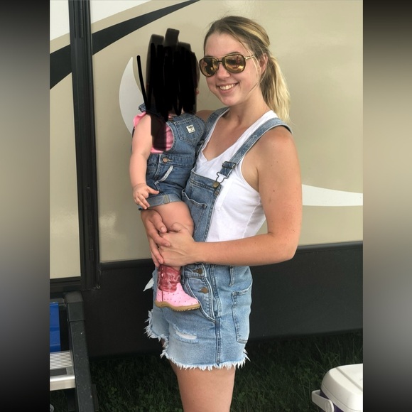 Wild fable denim overall shorts - Picture 3 of 3